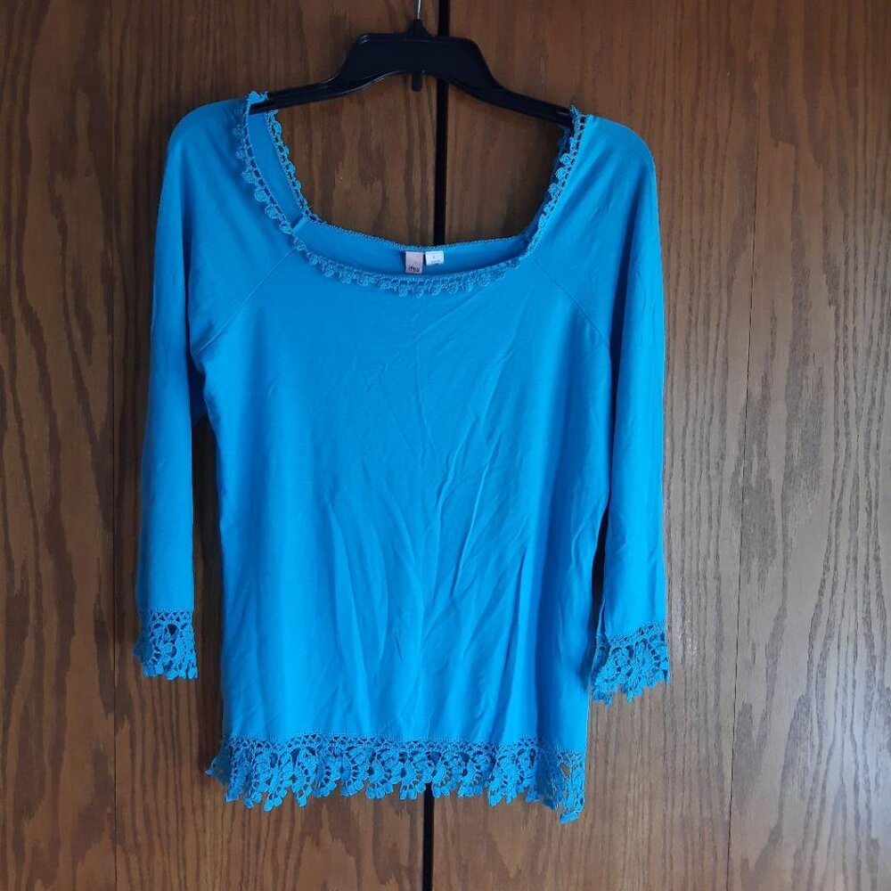 NEW WITH TAG ! ITSU Women Teal Lace Light Blue Size L